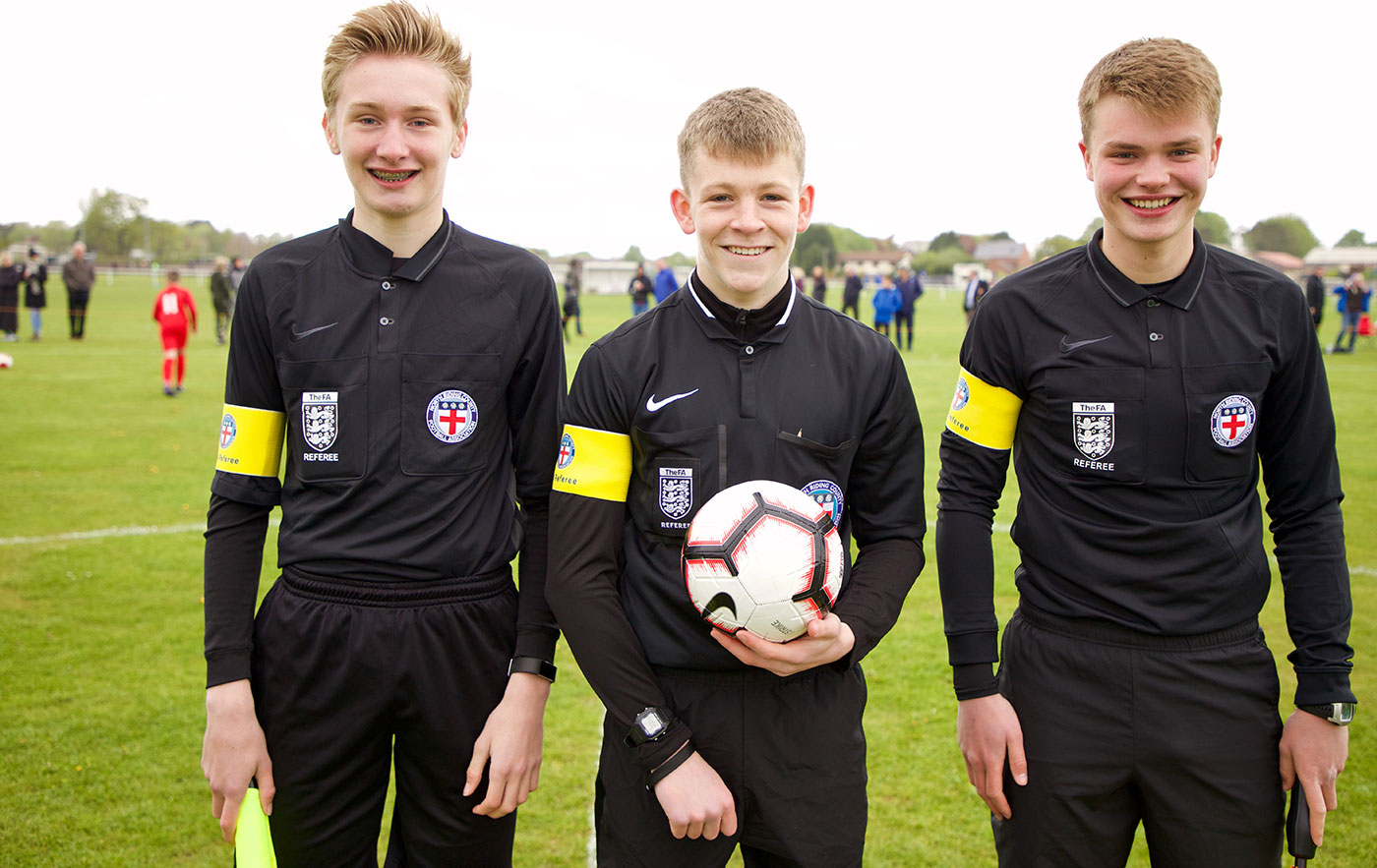 Helping Young Referees Mentally Prepare Before Matches
